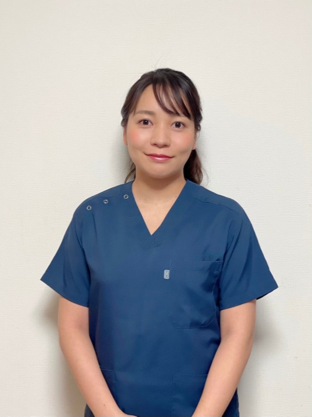 武蔵小杉ネゴ歯科矯正歯科の歯科医師根來 侑香(ネゴロ ユカ)