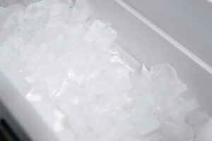 武蔵小杉の歯医者、武蔵小杉ネゴ歯科矯正歯科で「氷食症」が歯に与えるダメージと原因を解説