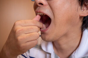 武蔵小杉の歯医者、武蔵小杉ネゴ歯科矯正歯科で歯科治療後に口が開けづらくなった？開口障害の原因と改善方法について