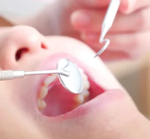 武蔵小杉の歯医者、武蔵小杉ネゴ歯科矯正歯科で歯科治療後に口が開けづらくなった？開口障害の原因と改善方法について